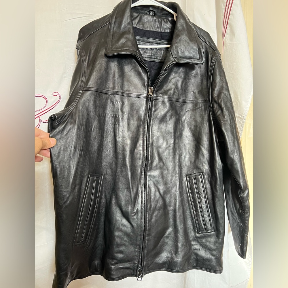 Lamb skin leather jacket excell condition 
Looks unwarned